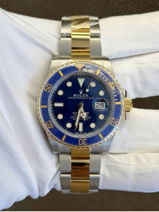 Rolex Submariner Date — синій циферблат