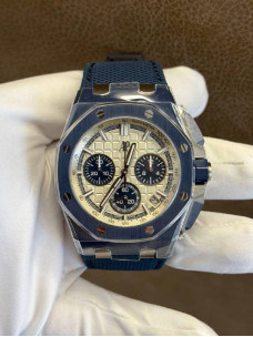 Audemars Piguet Royal Oak Offshore Chronograph 43 — бежевий циферблат із синіми лічильниками