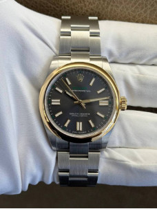 Rolex Oyster Perpetual 41 — чорний циферблат