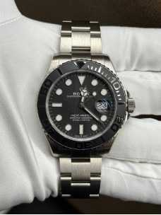 Rolex Yacht-Master 42 — чорний циферблат