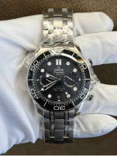 Omega Seamaster Diver 300M Chronograph 44 — чорний циферблат