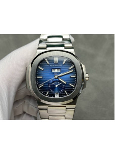 Patek Philippe Nautilus Annual Calendar — синій градієнтний циферблат