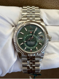 Rolex Sky-Dweller 42 — зелений циферблат