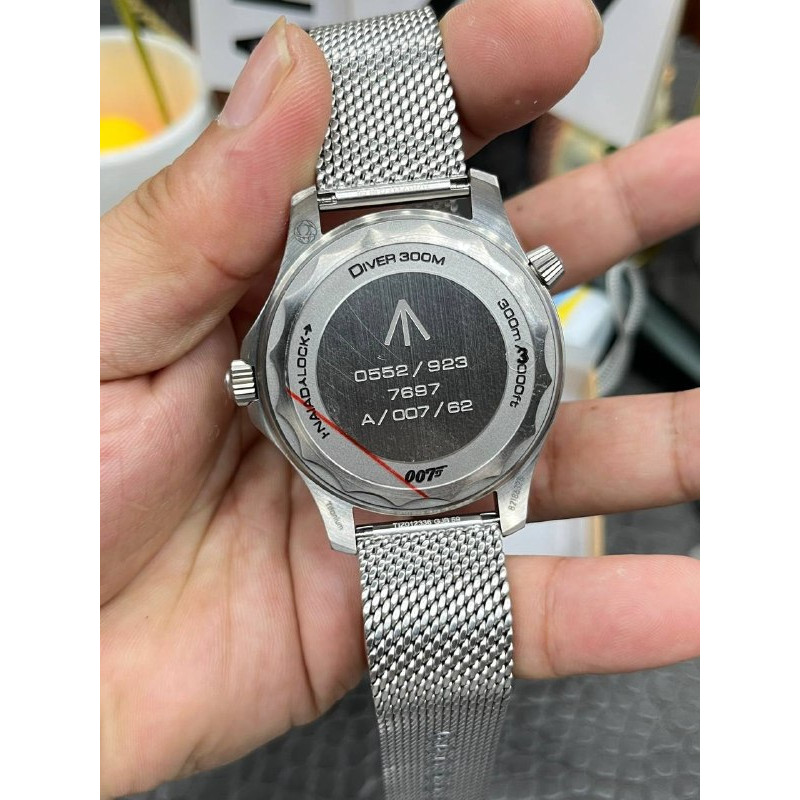 Omega Seamaster Diver 300M 
