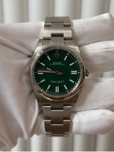 Rolex Oyster Perpetual 41 — зелений циферблат
