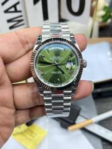 Rolex Day-Date 40 — оливково-зелений циферблат